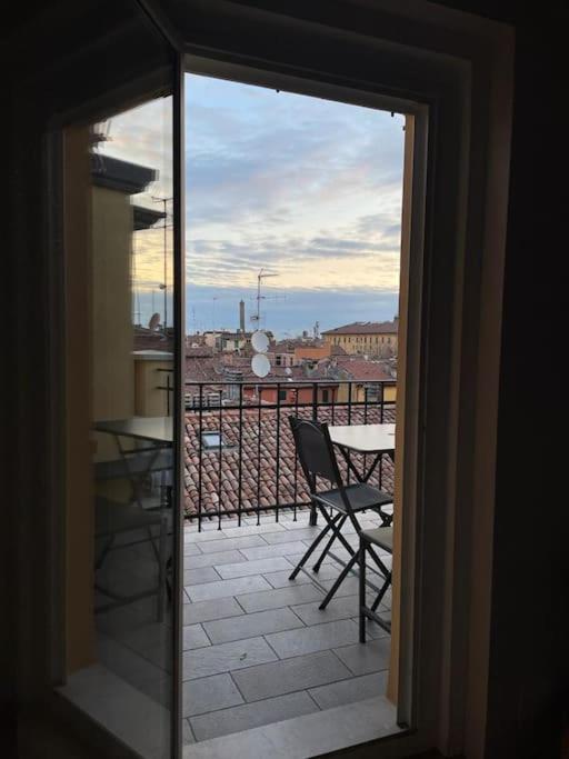 Romantic Attic Room With Panoramic View Bologna Eksteriør billede